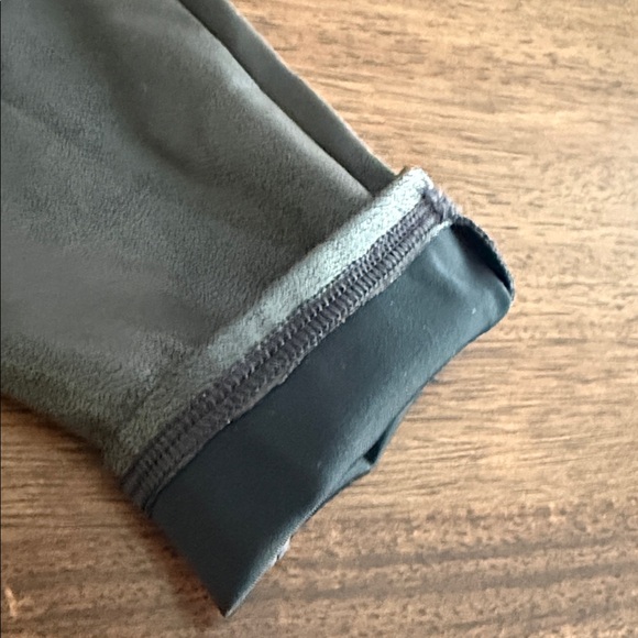 Spanx faux leather leggings - Picture 10 of 10